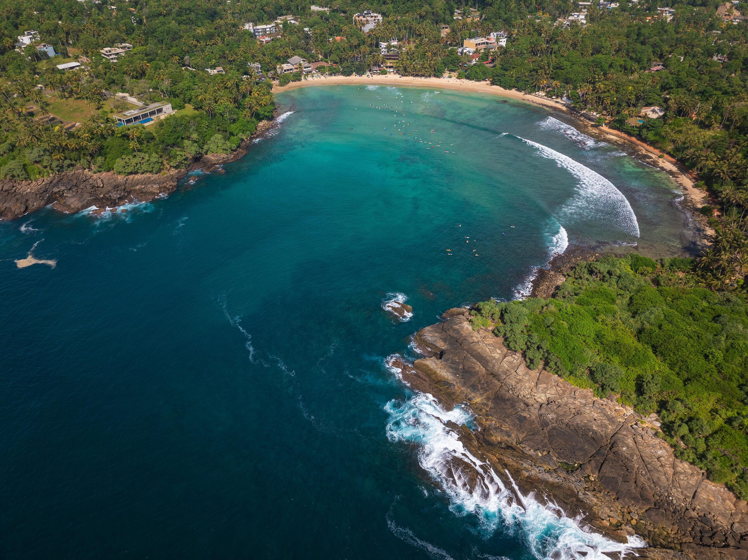 Hiriketiya Beach- places to travel in sri lanka